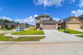 Building Photo - 27035 Badger Way