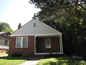Building Photo - 911 Arnette Ave