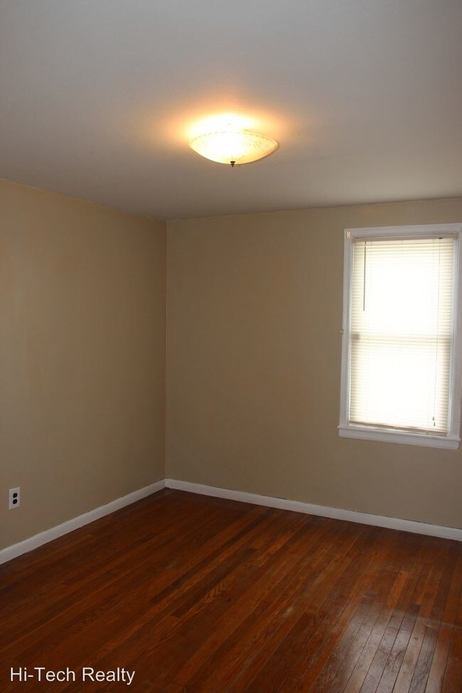 Building Photo - 4177 W 143rd St