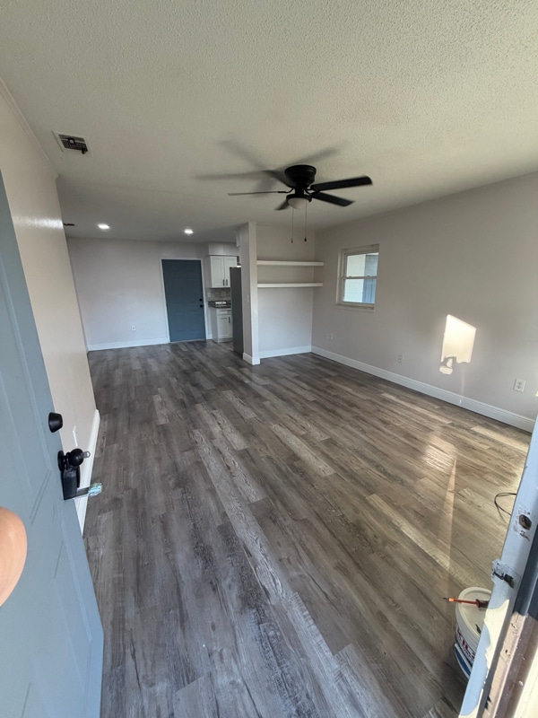 Building Photo - 40027 Proud Mockingbird Rd