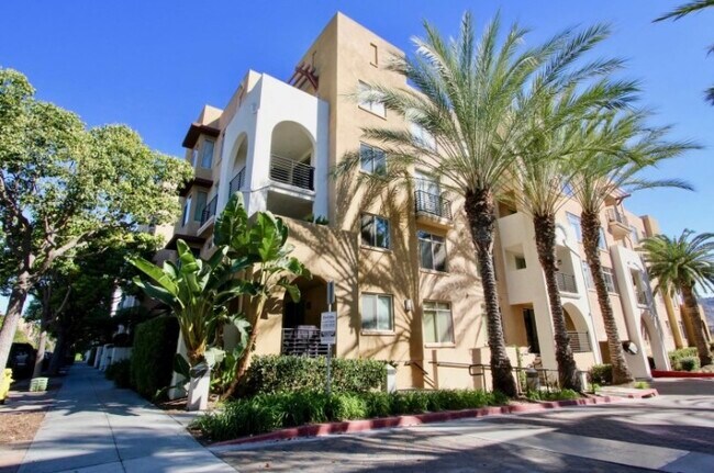 Foto del edificio - 8355 Station Village Ln