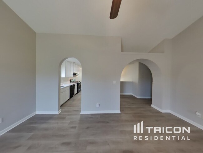 Foto del edificio - 6262 Varnay Ct