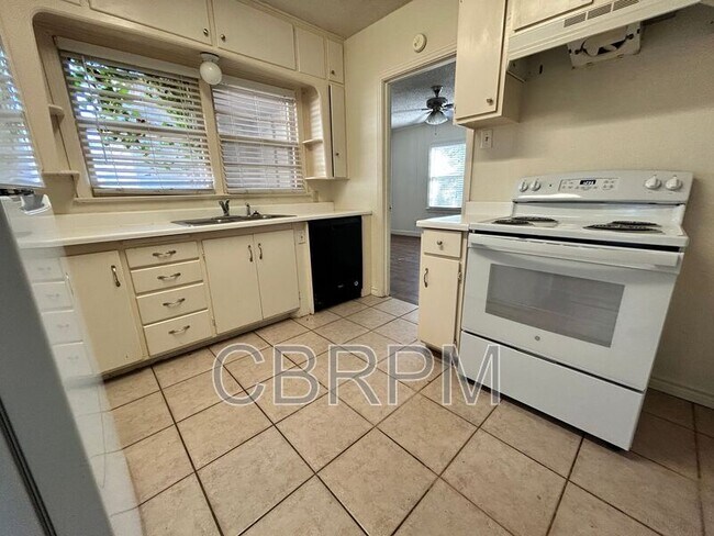 Foto del edificio - 2216 30th St