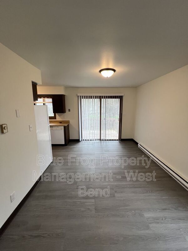 Building Photo - N18-W5317 Pierce Ct