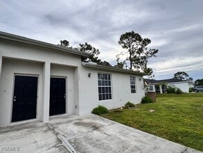 Building Photo - 126 Pine Ln