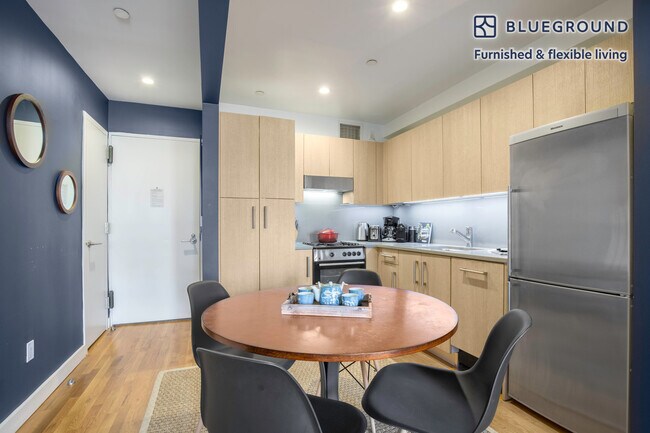 Foto del edificio - 101 W 15th St