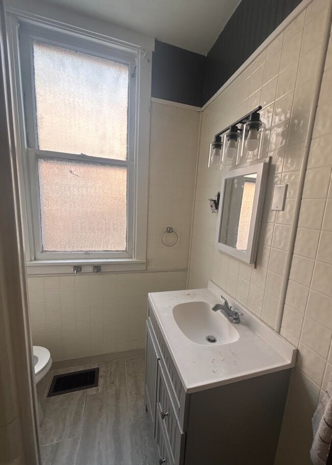 Baño - 20 N Bryant Ave