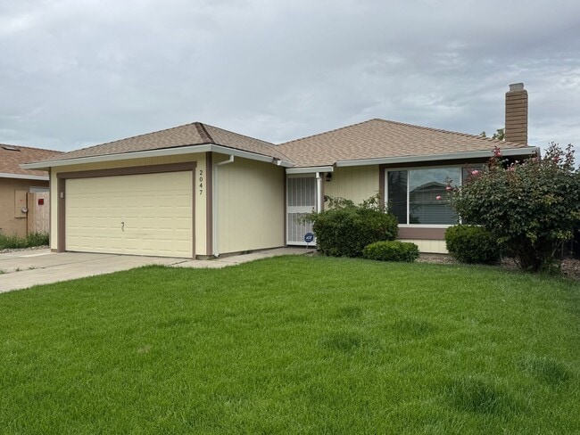 Building Photo - Four Bedroom, Two Bathroom Home For Rent