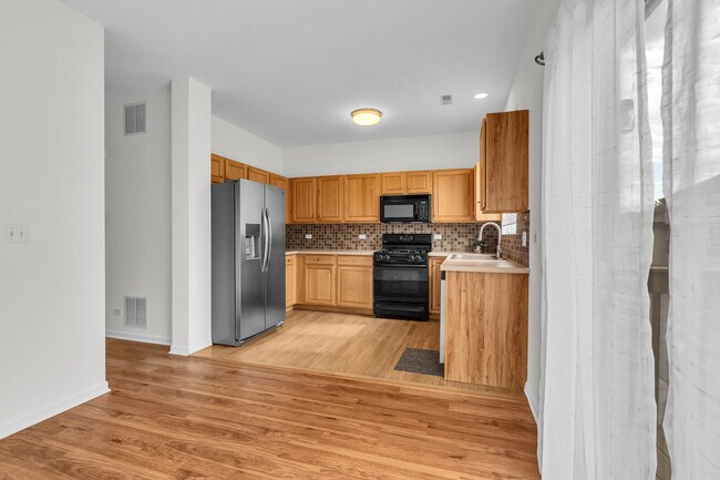 Foto del edificio - 1084 Ellsworth Dr