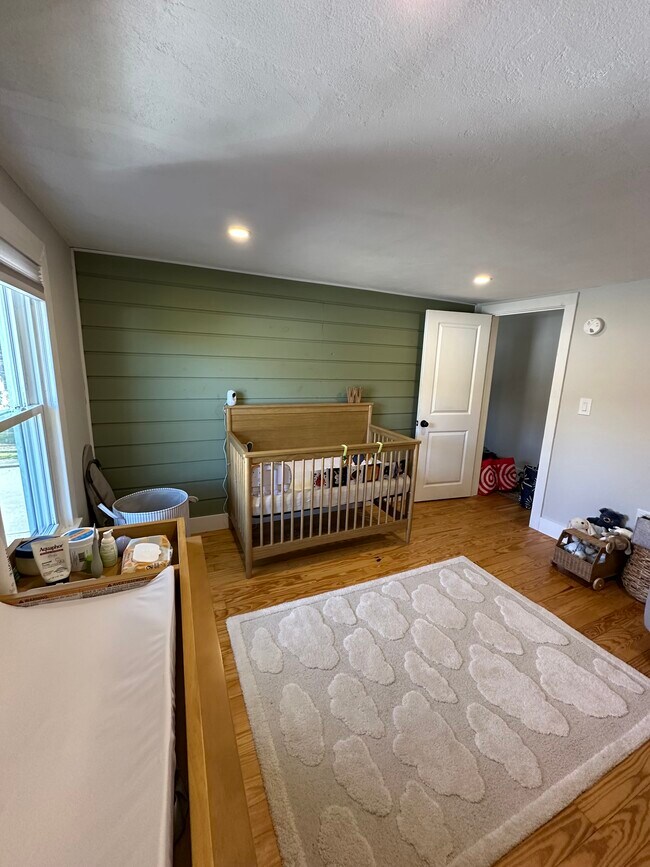 Cama 1 - 13 Atlantic Ave