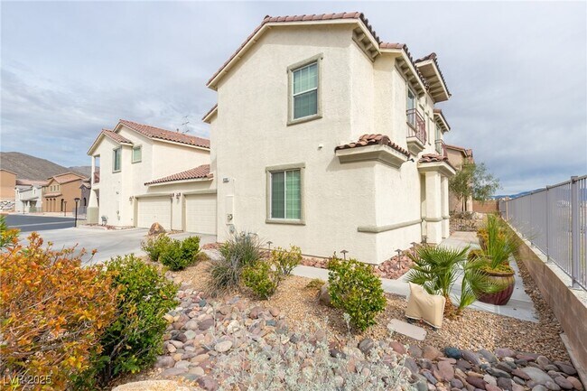 Foto del edificio - 4180 Swept Plains St