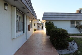 Building Photo - 147 Valencia Blvd