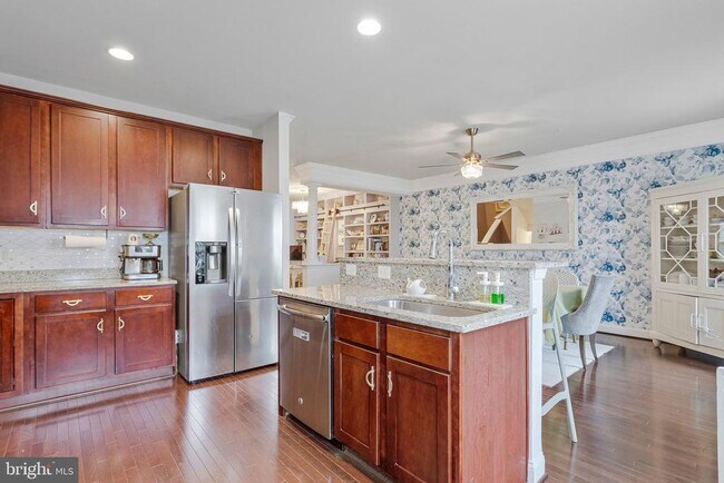 Foto del edificio - 703 Skippers Ln