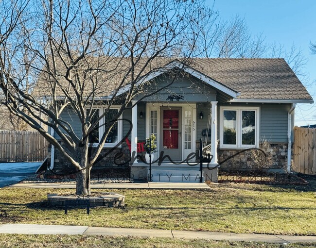 Building Photo - 615 SE Douglas St