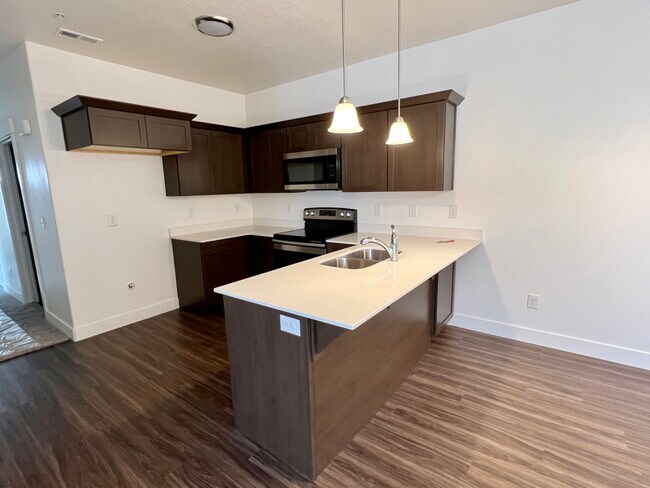 Building Photo - 3364 Hardman Way