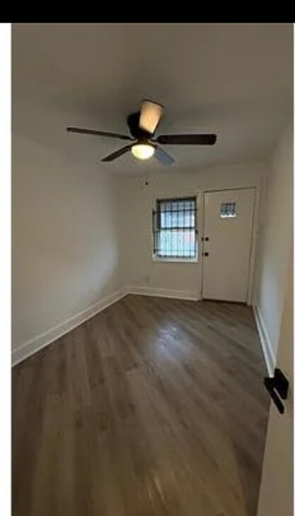 Foto del edificio - 2429 S Frazier St
