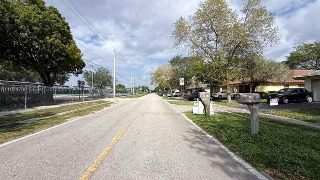 Foto del edificio - 2377 NW 123rd Ave