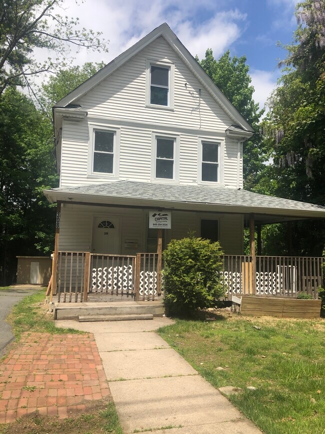 Building Photo - 308 W Route 59