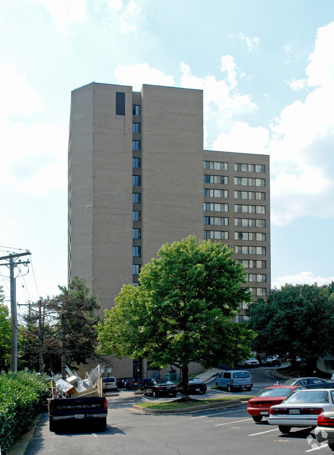 Foto del edificio - Virginia Towers