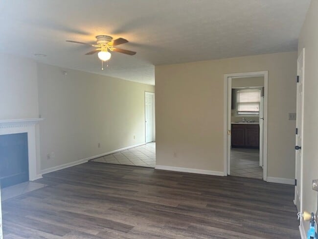 Building Photo - Southside Ranch Home     260129