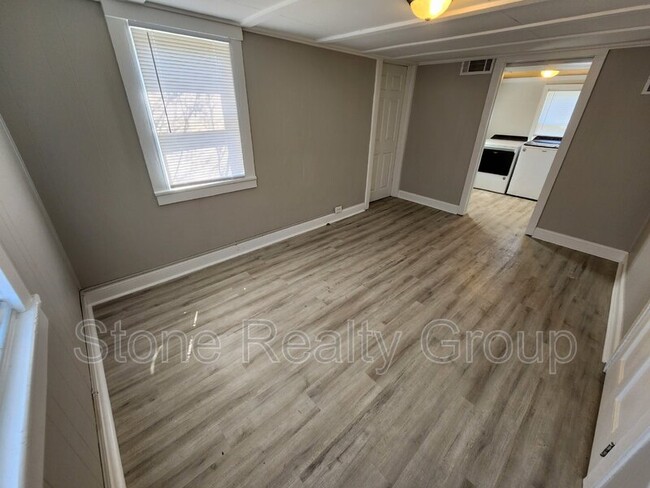 Foto del edificio - 2935 Harrison Ave