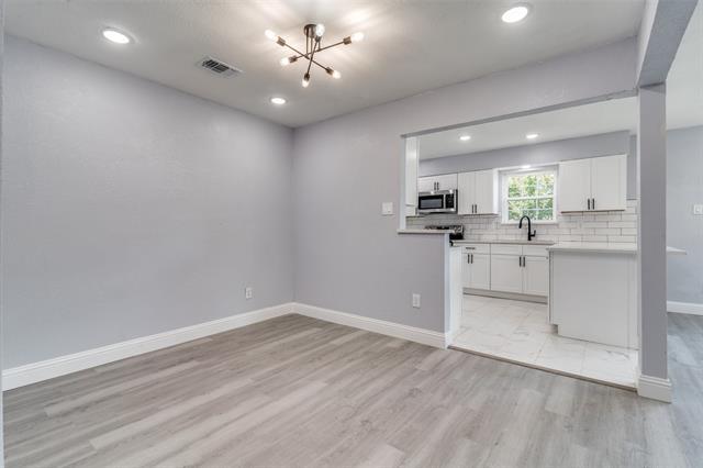 Building Photo - 1502 Staple Dr