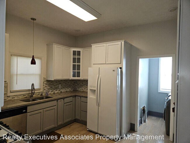 Foto del edificio - 2 br, 1 bath House - 238 Deaderick Avenue