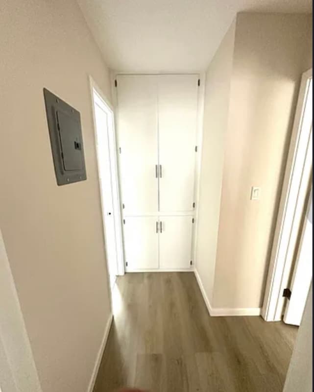 Building Photo - 325 E Verdugo Ave