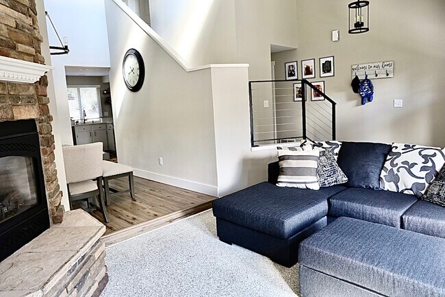 Foto del edificio - 11008 205th Avenue Ct E