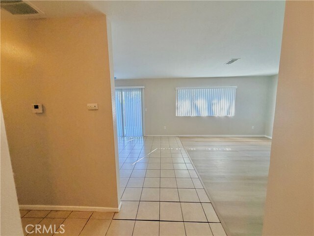 Foto del edificio - 1683 W Wilson St