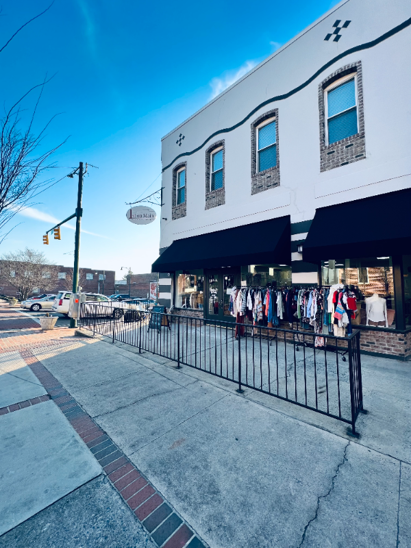 Primary Photo - 103 N 1st St