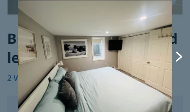 Building Photo - 2 Wood Path