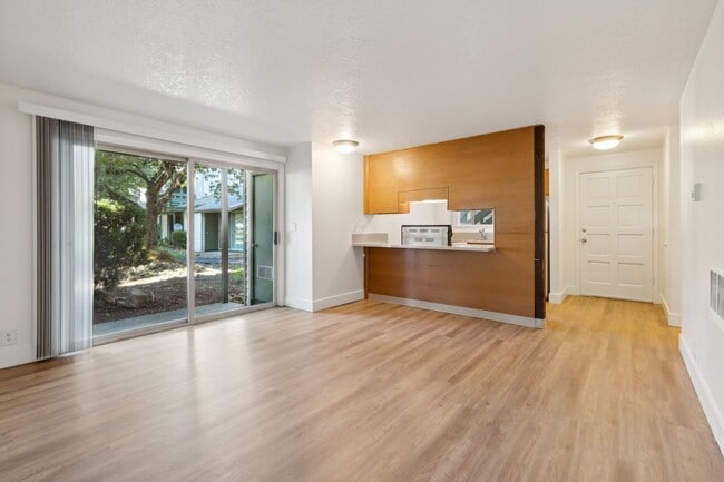 Downstairs 699sqft Living Room - Sawyer Pointe Apartments