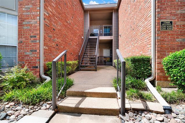 Foto del edificio - 12660 Hillcrest Rd