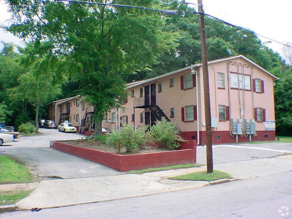 Primary Photo - 241 Troy St NW