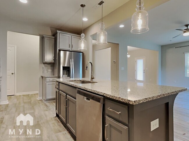 Foto del edificio - 8645 River Ridge Dr