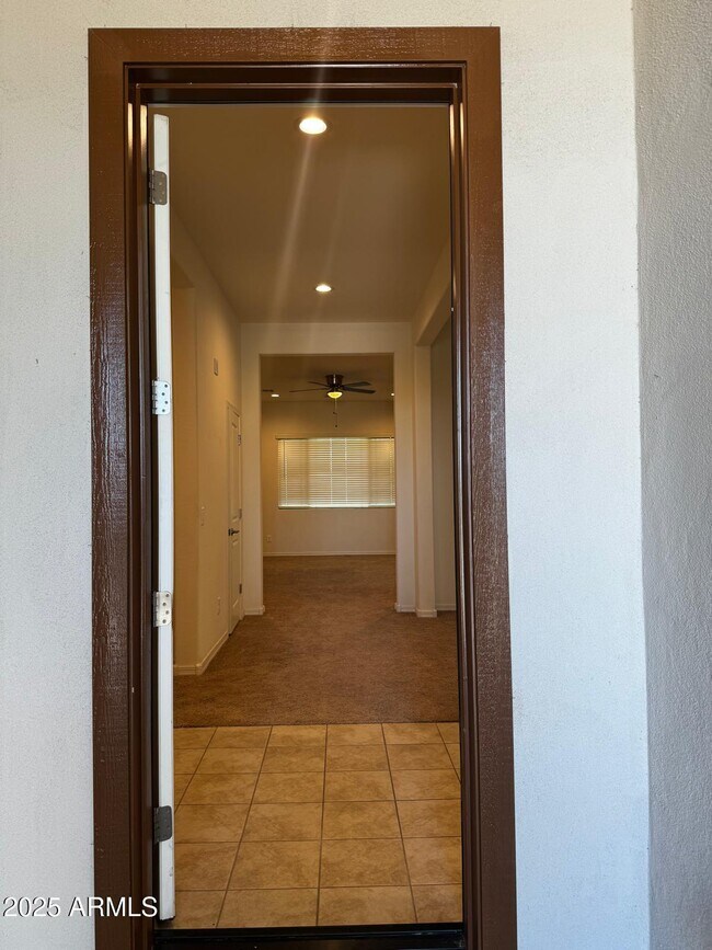 Building Photo - 5526 N 107th Ln