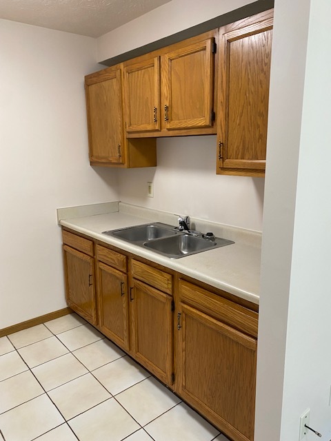 Kitchen - 1268 Todd Ln