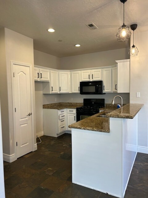 Building Photo - 22 S 1580 W