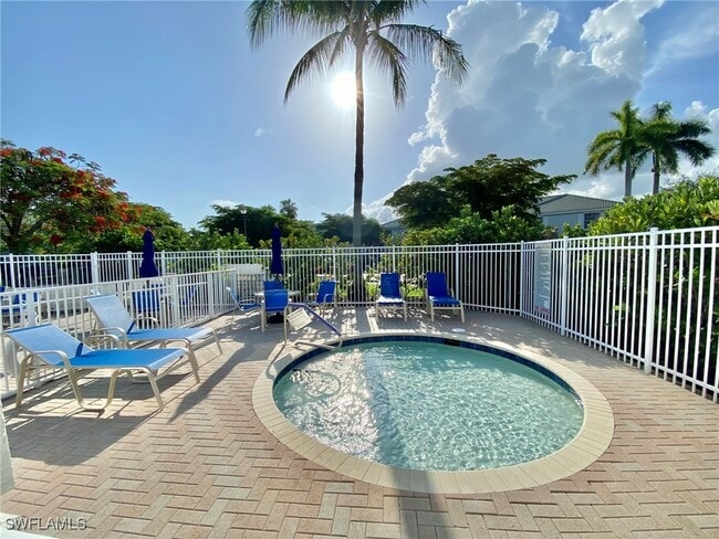 Building Photo - 8151 Pacific Beach Dr