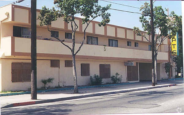 Building Photo - Eagle Apartments