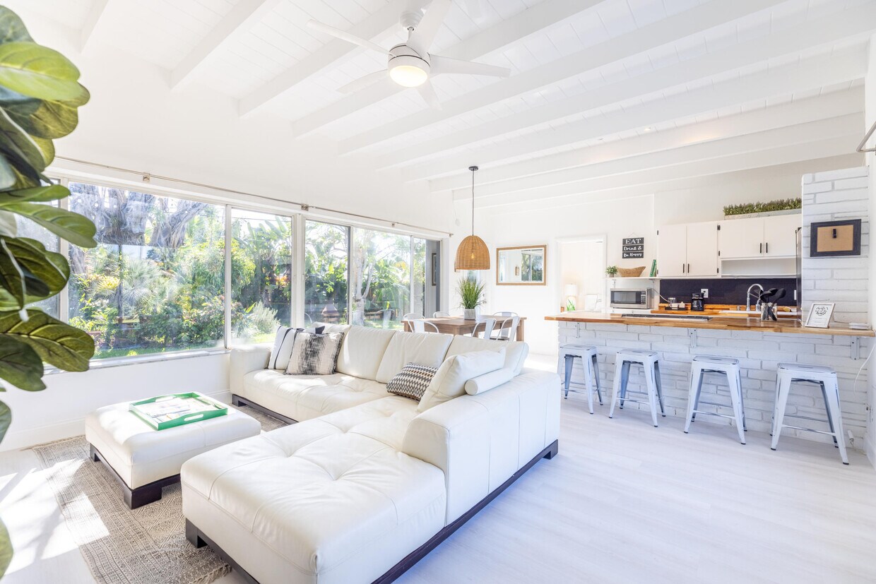 Foto principal - 3117 Fernwood Dr