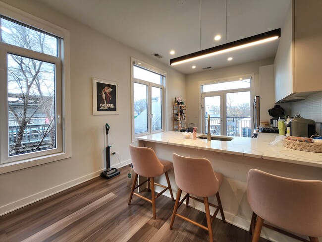 Building Photo - Brand New Luxury  Construction 2bed/2bath ...