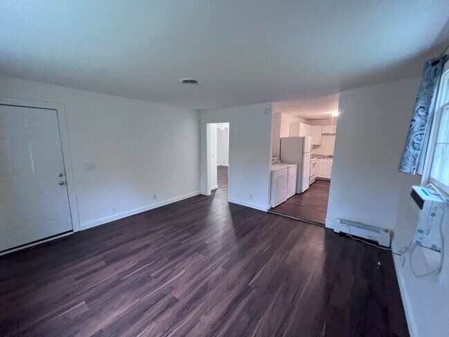 Foto del edificio - 2315 Dalebrook Ct