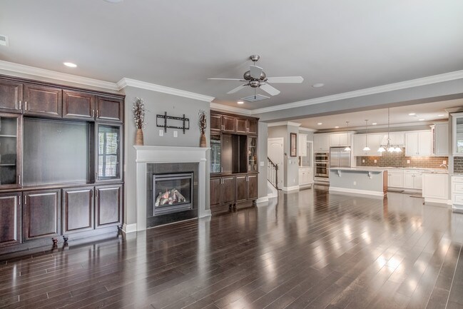 Building Photo - 112 Buxtonwood Pl