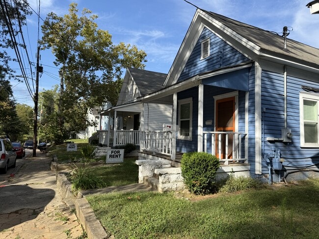 Photo - 1001 Curran St NW House