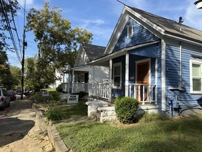 Building Photo - 1001 Curran St NW