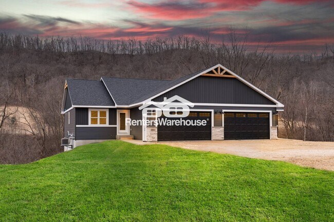 Building Photo - S1546 Shawnee Dr