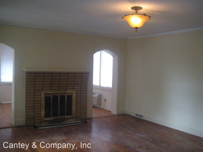 Building Photo - 3 br, 2.5 bath House - 3503 Yale Avenue