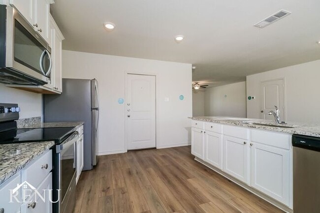 Building Photo - Coming Soon!